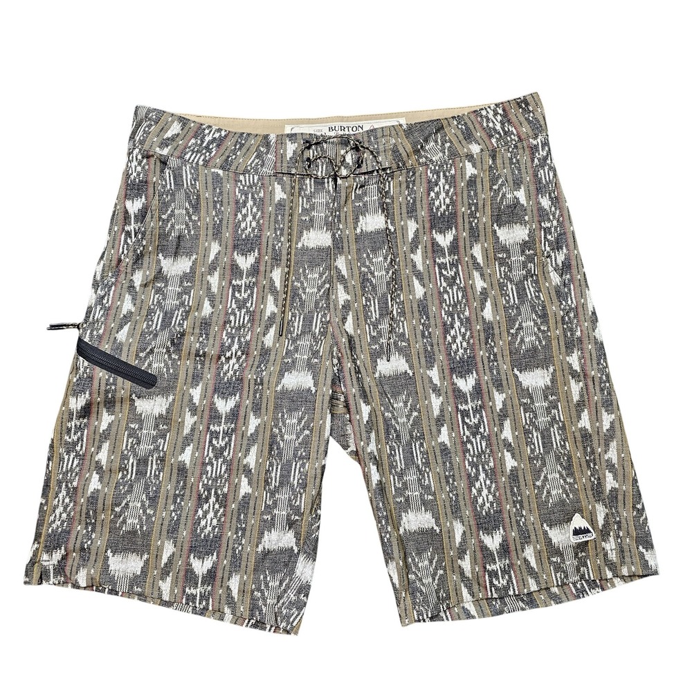 Burton Moxie Board Shorts Mens 34 Aztec Print  Pocket Zipper Beach Pool